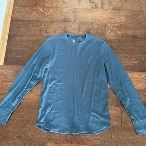 Men’s Gap size L tshirt